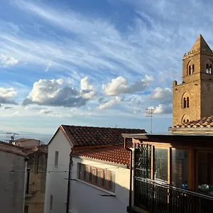 Apartamento Nel Cortile, Cefalú